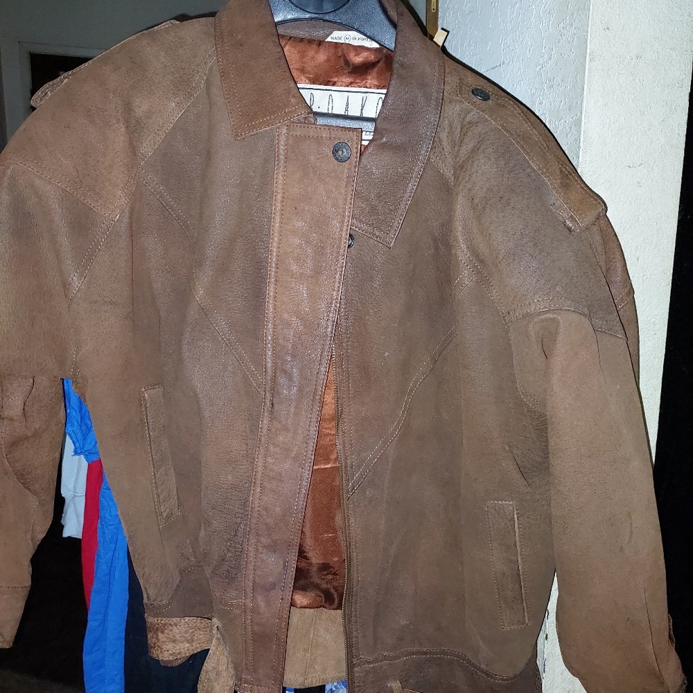 1980's vintage B.B.Dakota, medium tan leather jacket